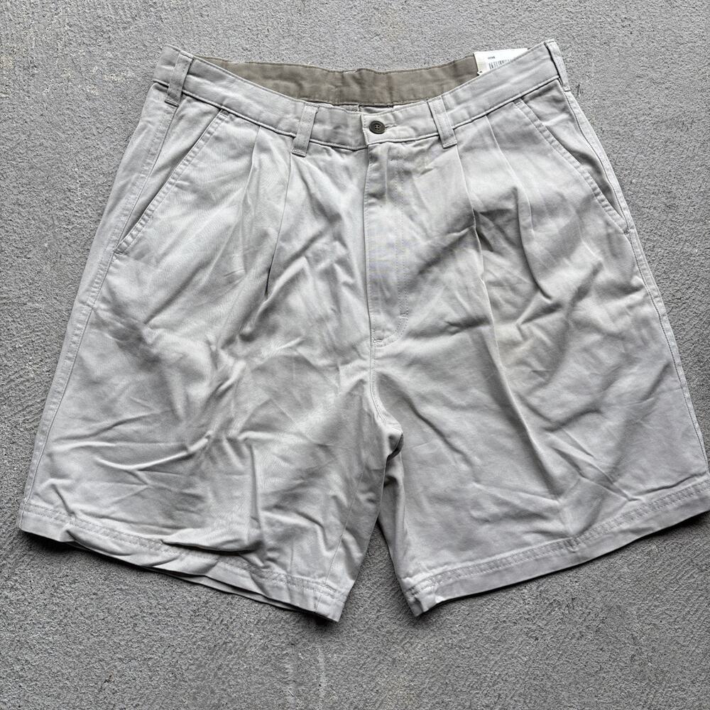 Woolrich Shorts Mens 33 NWT Khaki 100% Cotton Casual Outdoor Hiking Camp Pleated